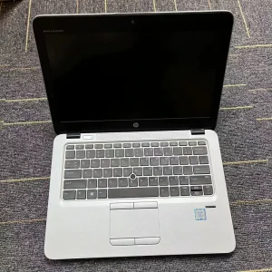 High Quality 13 Inch Business Laptop I3 6th 8GB RAM 256GB SSD TN Panel English Keyboard Windows 10 Dual Dedicated Graphics Card