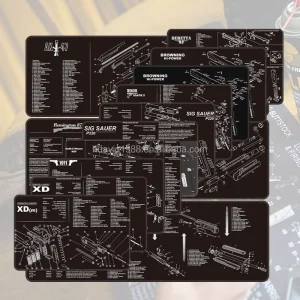 High Quality Custom Oversized Non slip Water Proof Rubber Gun Cleaning Mouse Pad & Desk Mat with Custom Logo Gaming Use in Stock