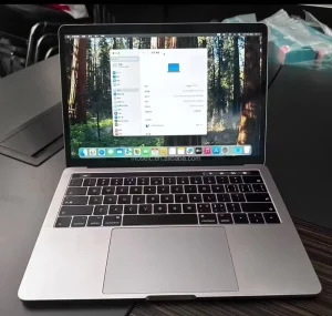 HongKong Stock for Book Pro 19 A1989 I5 8G 256G Touch bar Unlocked Used Business Laptop Thin Commercial Computer Low Price
