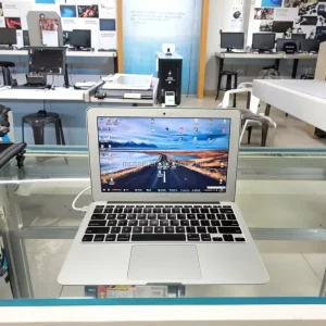 MacBook Air A1466 i5 3rd Gen 128GB or 256GB SSD Unlocked Used Business Laptop