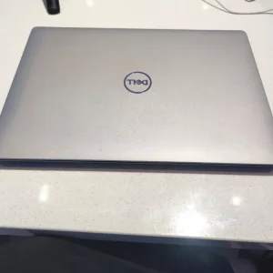 Precision 3551 15.5″ Business Laptop Intel Core i7-10750H 16GB RAM 512GB SSD P620 4GB Windows 11
