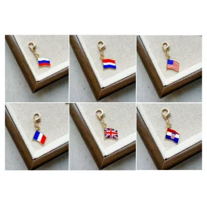 Unique Patriotic Theme Mini Charm Gift National Flag Charms Small Alloy Flag Pendants Fan Merchandise Bag Zipper Pulls